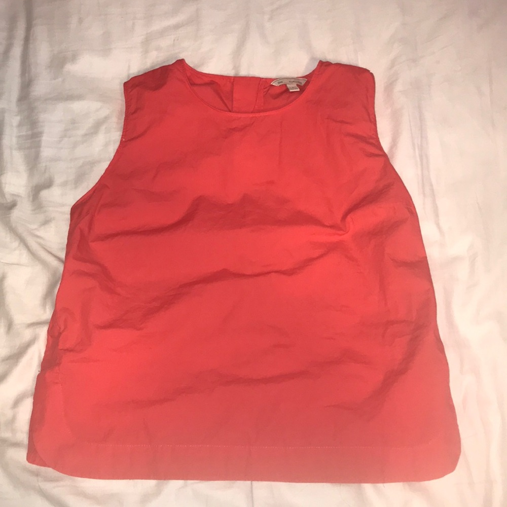 orange tank top